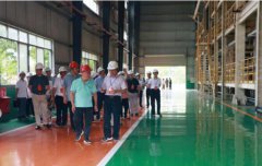 推动经济持续回升向好全县经济总体平稳社会大局总体稳定